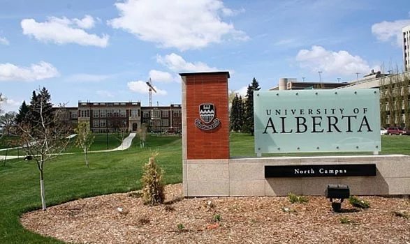 Instagram Adresimiz: kanada.onalti 
Kanada Hakkında Bilgiler, Fotoğraflar, Soru-Cevaplar hakkında paylaşımlarımız var. Göz gezdirmeyi unutmayın, desteğiniz bizim için önemli hep beraber iyi yerlerle gelmek dileğiyle 🤗🙏🇨🇦🦌 #Kanada