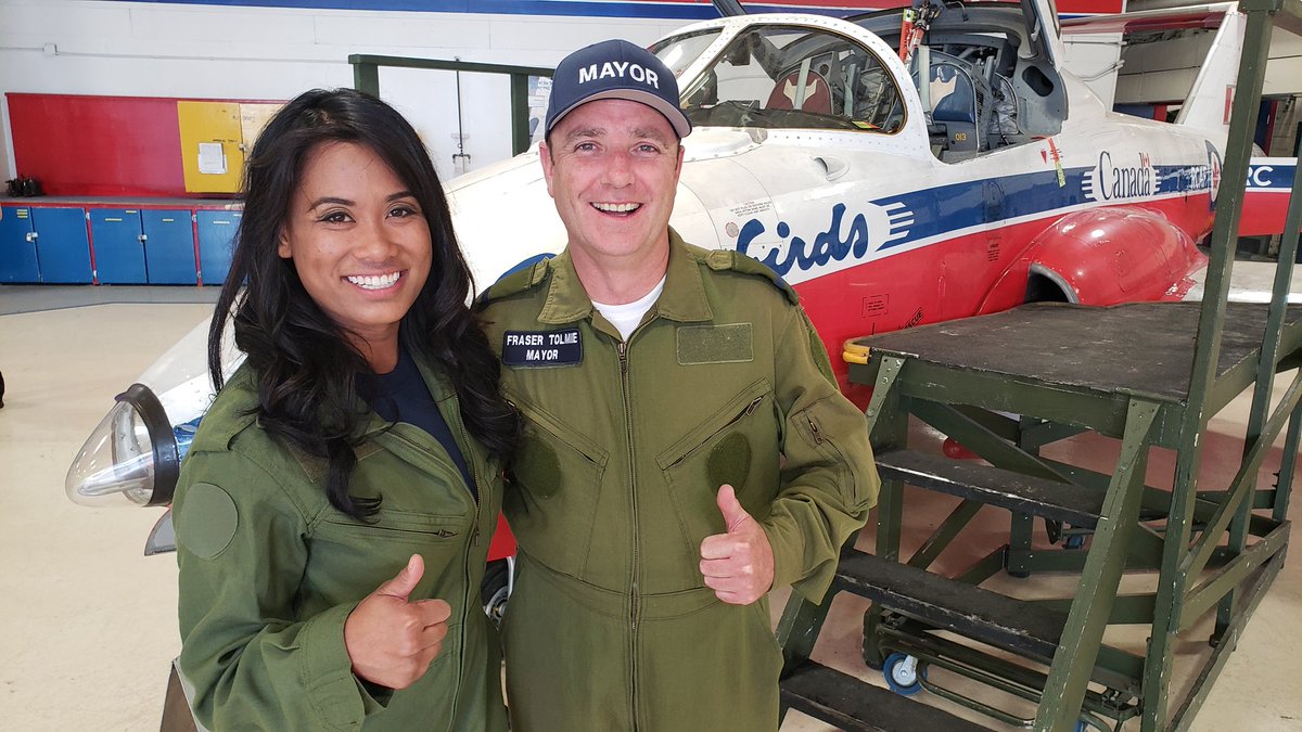 Getting ready to fly in a Snowbird soon. Asked Moose Jaw's Mayor <a href="/FraserTolmie/">Fraser Tolmie</a> how to keep cool in the skies. His response: "I'm just naturally cool." #SaskAirShow