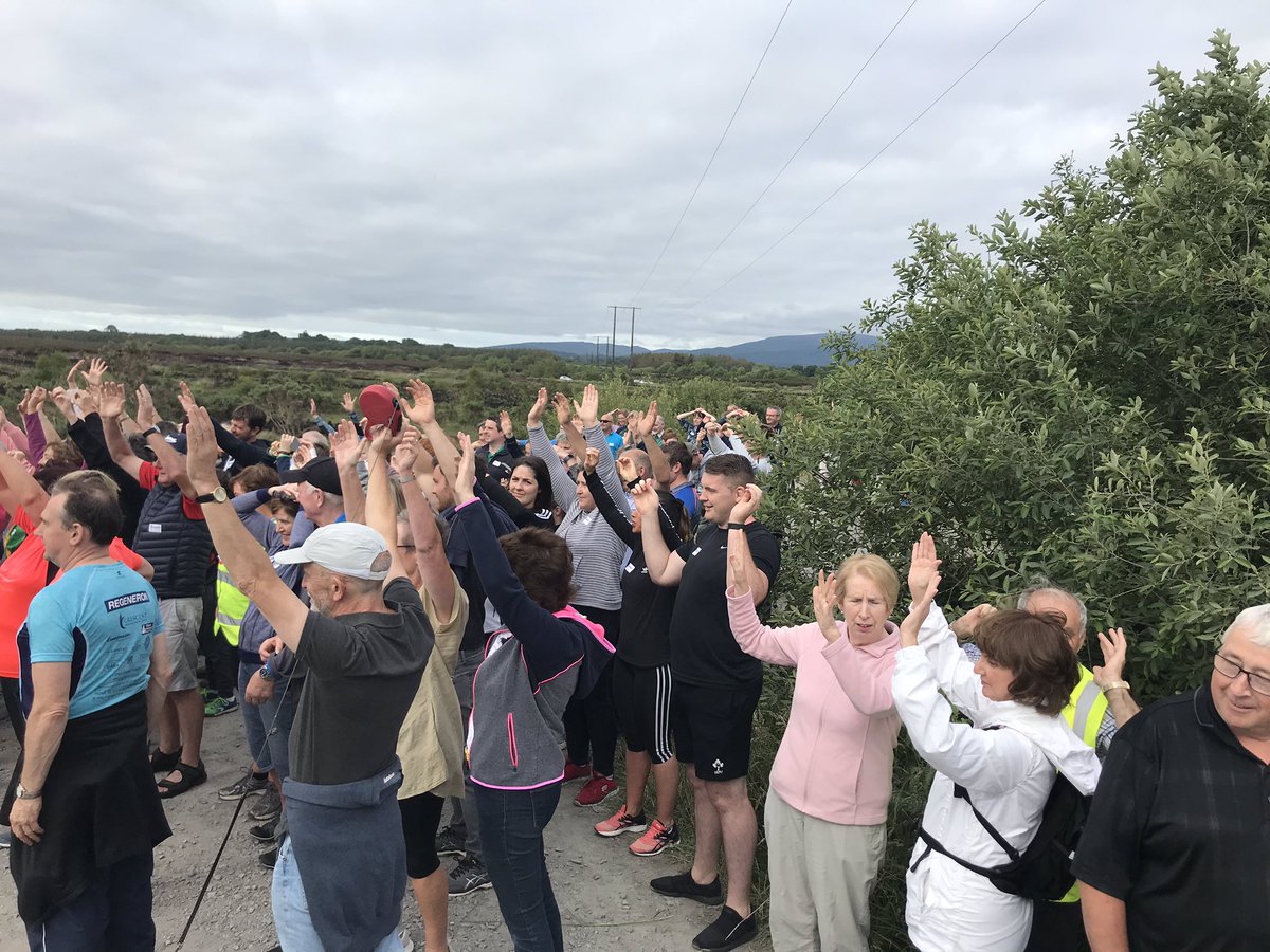 MackenPhelim's tweet image. Excellent turnout @cam_cancer 5K Bog Walk in Castleconnell this evening 👌👏👌 #supportingyourcommunity 👌