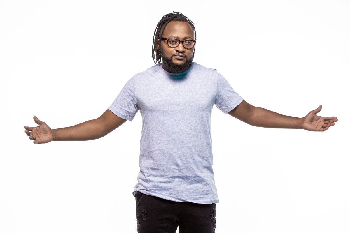 Deep House music lives here on #TheWarehouse, right now <a href="/JustMo_DJ/">Moleke Sekukuni</a> is in the mix. 
#UnderGroundMix