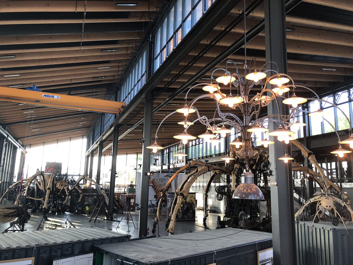 Petite soirée à la <a href="/Halle_LaMachine/">Halle de La Machine</a>, découverte des machines, balade à dos de Minotaure &amp; concert gratuit. #HalleNightLong c’est tous les vendredis et samedis soir cet été jusqu’à 22h ! #Toulouse