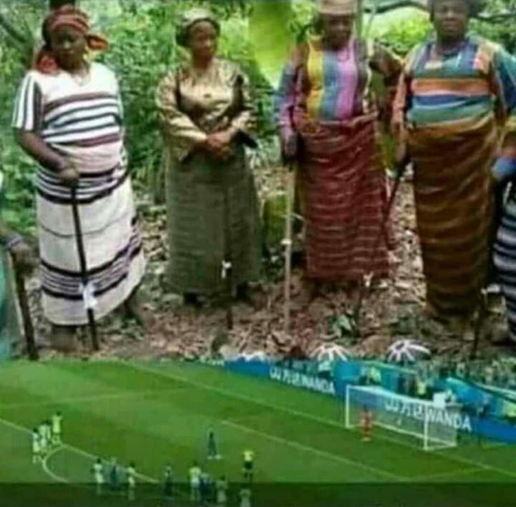 issa_Diedhiouu's tweet photo. Le match Maroc - Bénin 😂😂 https://t.co/KFDeUfTssF