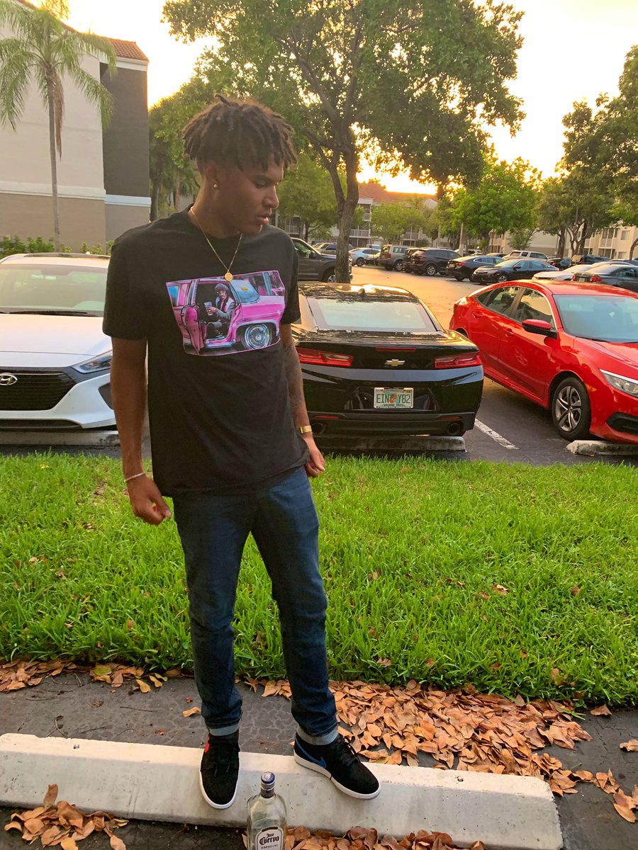 dolgesor's tweet photo. 3 day weekend vibes 🌴💫☔️ https://t.co/L3vf5OBkc7