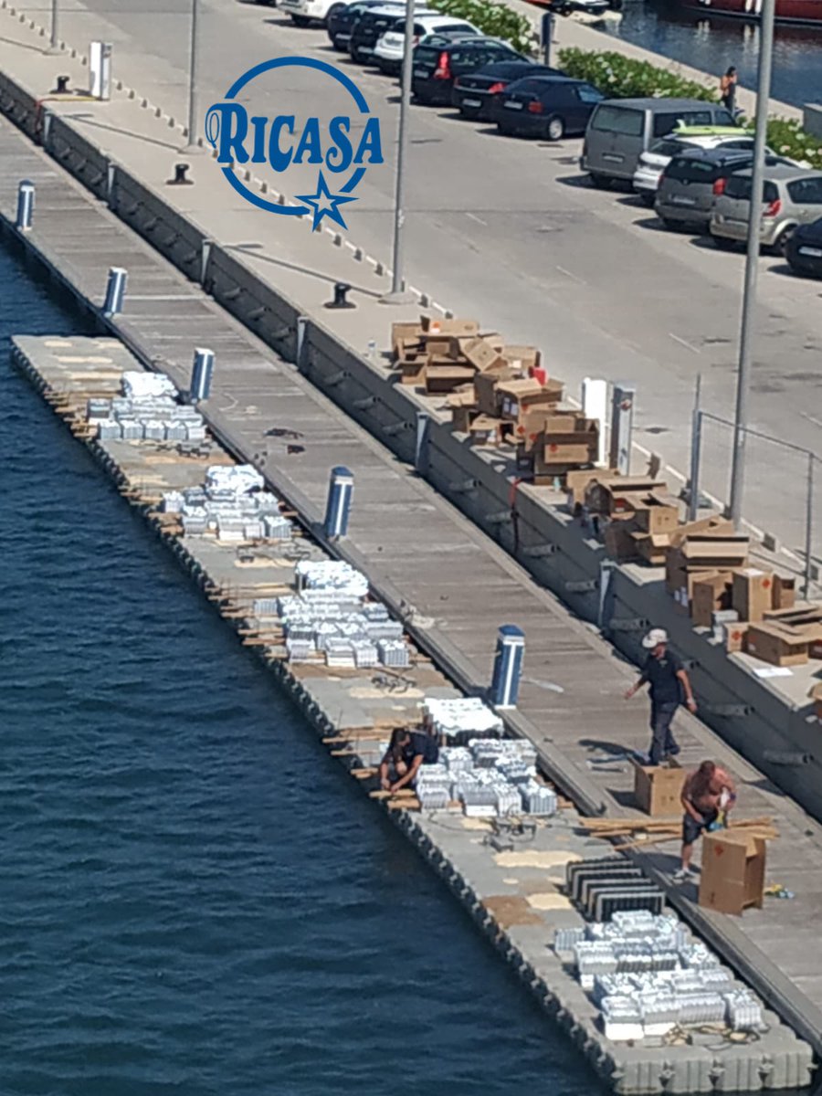 ricasapiro's tweet image. Mañana proseguimos con el montaje del Piromusical que tenemos preparado para mañana dentro de @90shomenajealaruta #fireworks #piromusical #ricasa