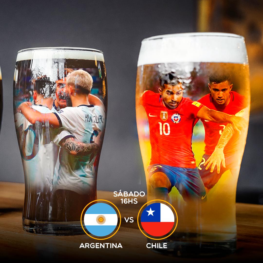 estacpatricios's tweet photo. Mañana de una vez por todas hay que demostrar que la #birra le gana al #pisco.
Te esperamos para alentar y brindar viendo #Argentina vs #Chile en la birra del barrio.
#VamosArgentina #CopaAmérica https://t.co/eYImybFDo4