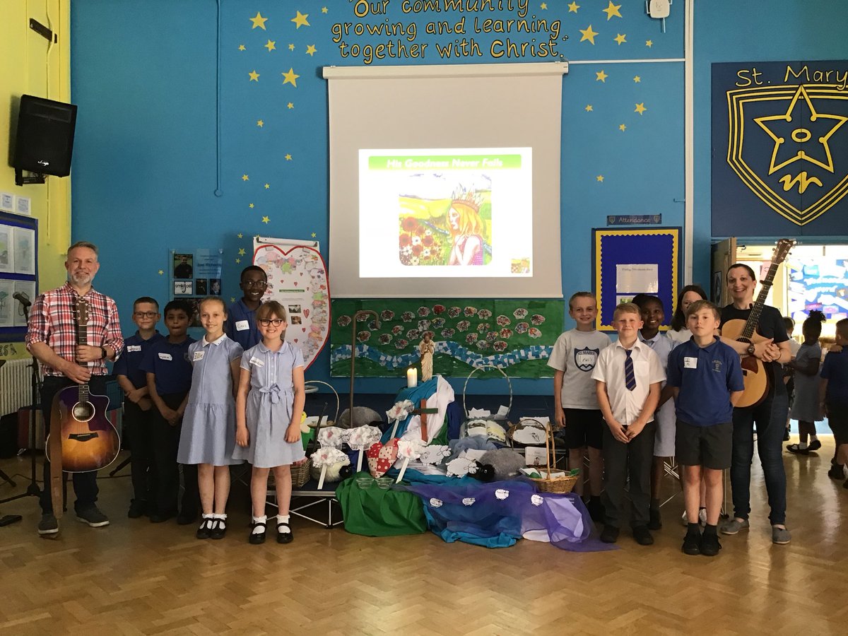 SMCPWednesbury's tweet photo. We had the joy of welcoming Dan and Emily today to lead us in a whole school retreat. We couldn’t  think of a better way to spend a Friday, it was exquisite! Thank you 😊 @danonelifemusic  #hisgoodnessneverfails #sheepysheepy #welovegarybobandfluffy https://t.co/A0Lnjc7ND1
