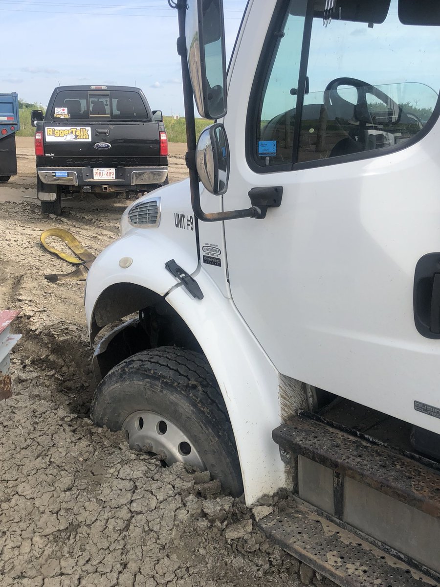 riggertalk's tweet photo. Should of had some rig mats! Find any service on the RiggerTalk Map!
RiggerTalk APP, https://t.co/JormKURYUo
#GetPinned #RiggerTalk #RealTimeInfo #Oilfield #WorldServices #OilfieldNetwork #RigMats https://t.co/7yPW4S5mji