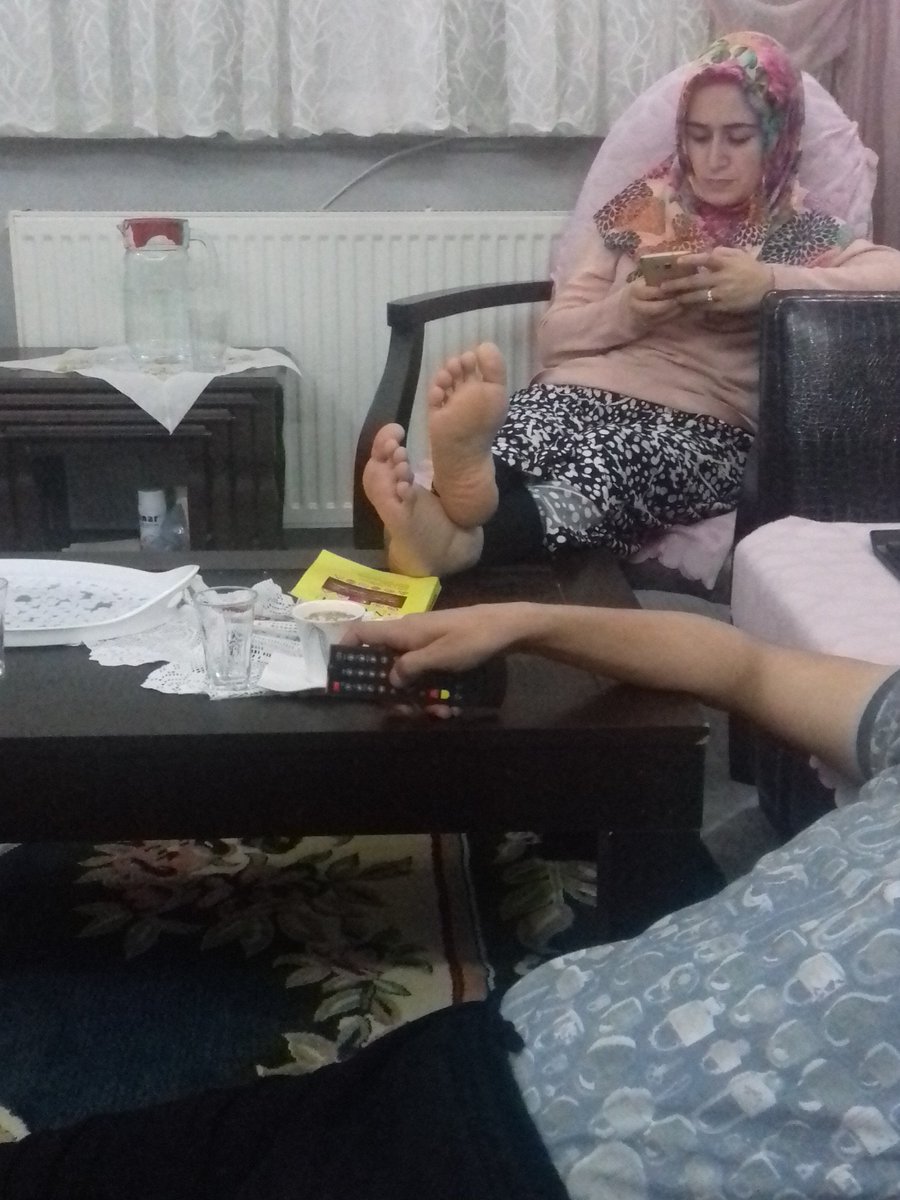 Burak89917064's tweet photo. Gavat Abimin Birtanecik Karısı MUKADDER Yengem 32 Yaşında İki Çocuğu Var... 
_(Az Önce Çektim. ) https://t.co/MkBWzgXraZ