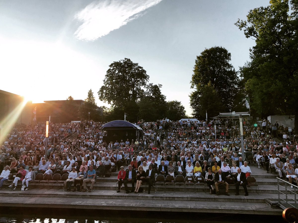 SempliKate's tweet photo. My lovely season with #wdrfunkhausorchester is just finished in Münster 😎 very excited about the next one! https://t.co/G6jVkx9KG0