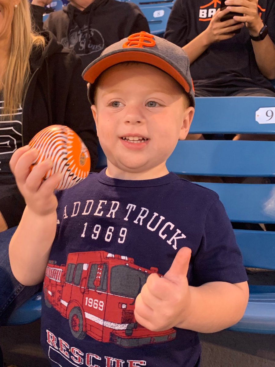 Let’s go <a href="/SJGiants/">San Jose Giants</a> ! #excitefanofthegame