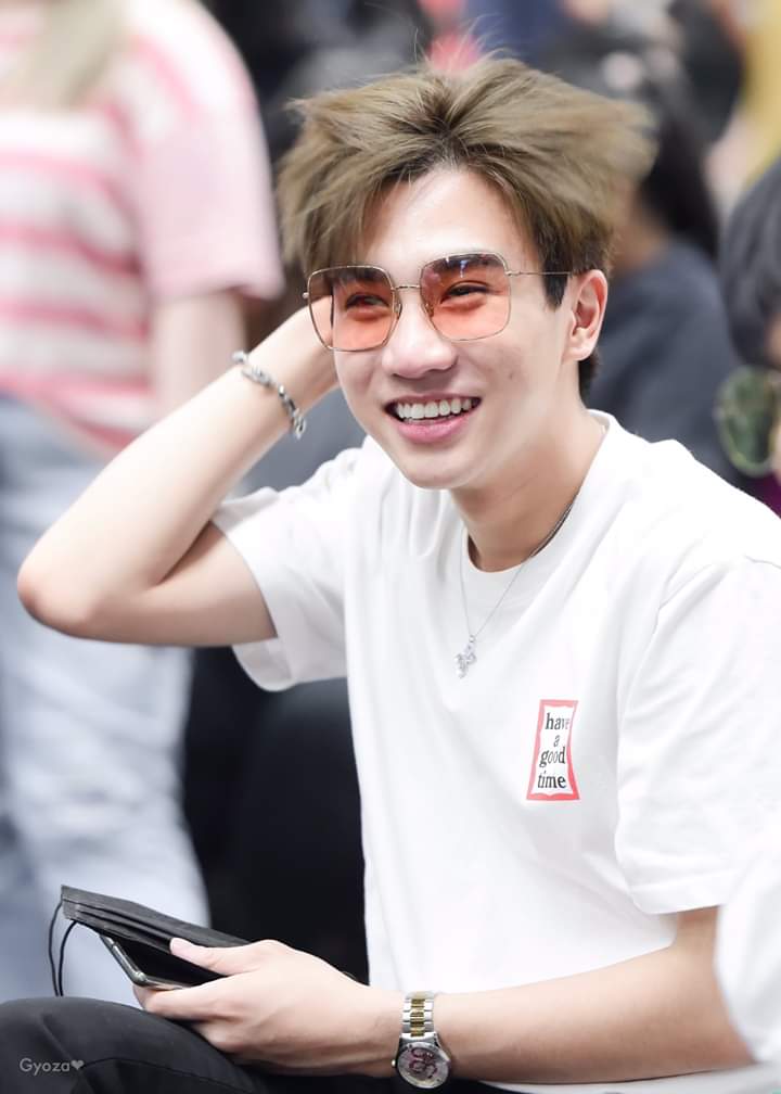 PerthTanapon8's tweet photo. I Miss You.😘
#missyouPerth https://t.co/kNfBXCuj9q