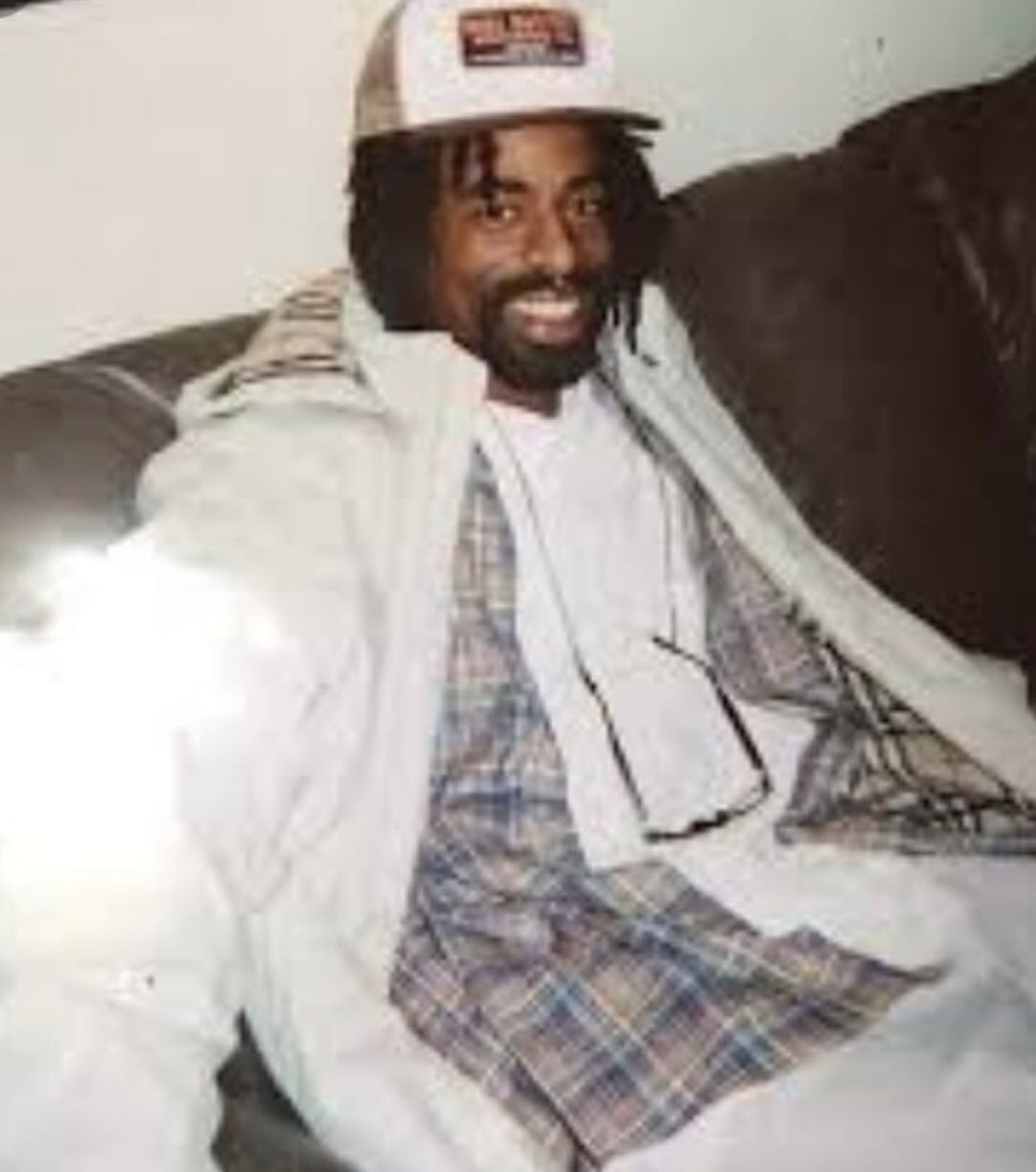 Happy Bday to a legend Mac Dre! 