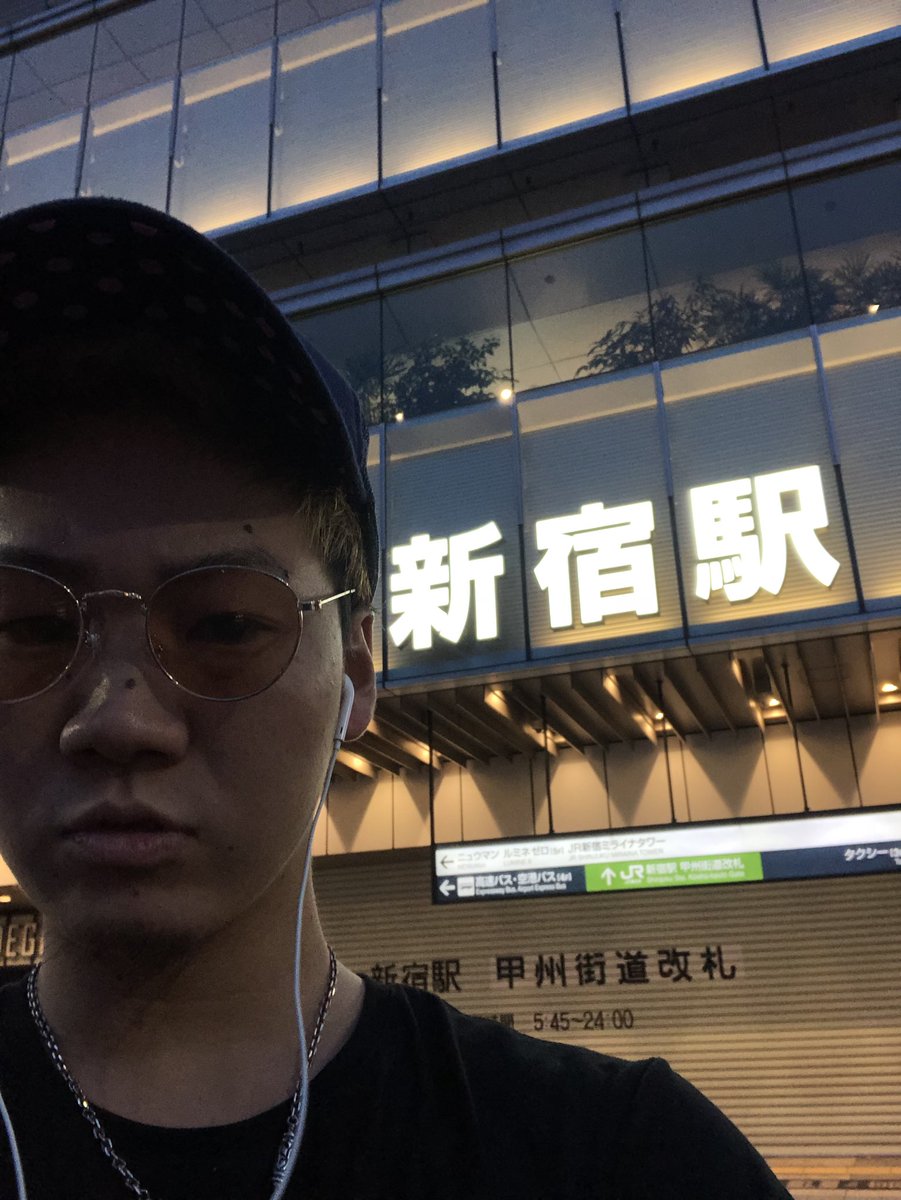 soul80_'s tweet photo. 約2年…

永らく待たせて申し訳ない
職なし家なしスタートから長かったがみんな大好きcrazyがよーやくニートになって帰ってきたで

正直ホームシックすぎてクソやばかった時期もあったが連絡くれたりたまに遊んでくれる田舎者達のおかげでなんとか乗り越えれたわ😌

さーて久々
やりあげるど皆の衆👍👍 https://t.co/VGttYM1Wdt