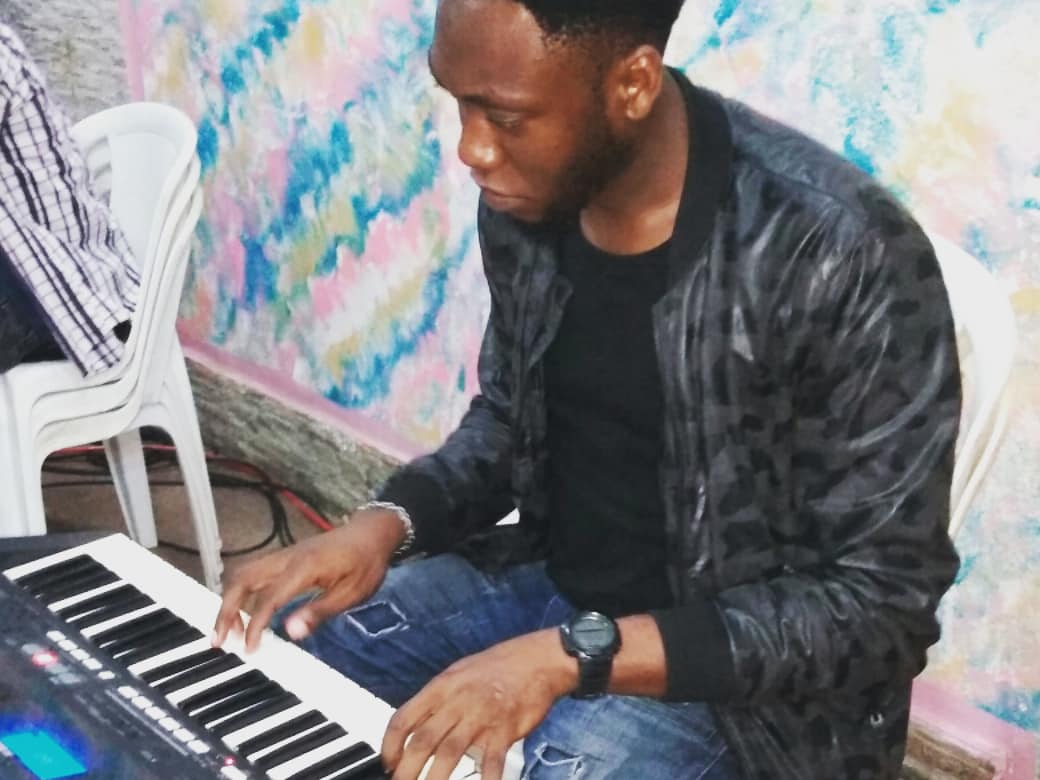 justinenahoro's tweet photo. Rehearsal Vigil for the coming JDS SEASON 5
@JDS_Experience 
#JDS2019 #JDSRehearsal #JDS30MinsWorship #JDSSeason5 #JesusOnDaStrt #JesusOnDaStrtSeason5
.
.
@prilaga #musicianlife #reggaemusic #electronicdancemusic #musicals #musicvideos #musicbox #musicstudio #technomusic https://t.co/snX2vUt6Eg