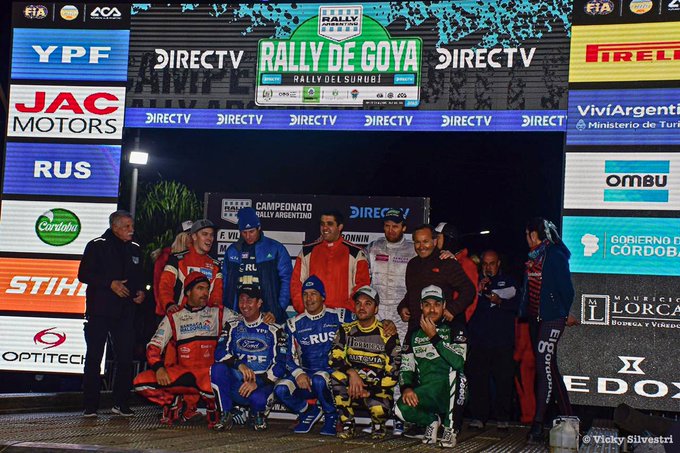 View image on Twitter