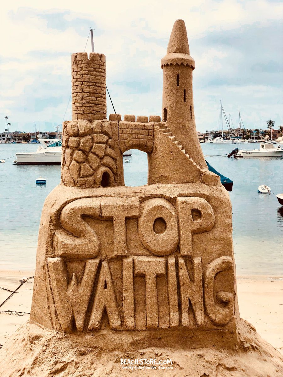 beachstore's tweet photo. 🏰 + ⛱️ https://t.co/PD370hR0Vm