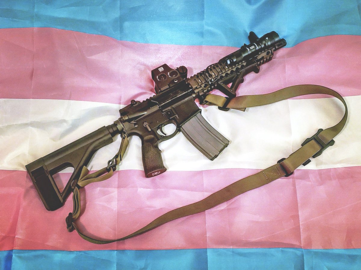 Socialist Rifle Association (@socialistra) on Twitter photo 