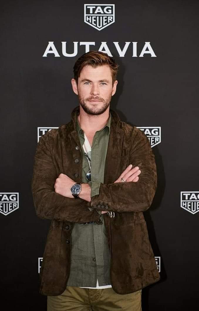 ForChrisH's tweet photo. Chris Hemsworth durante evento da #TagHauer @chrishemsworth https://t.co/bYDl1tUalu