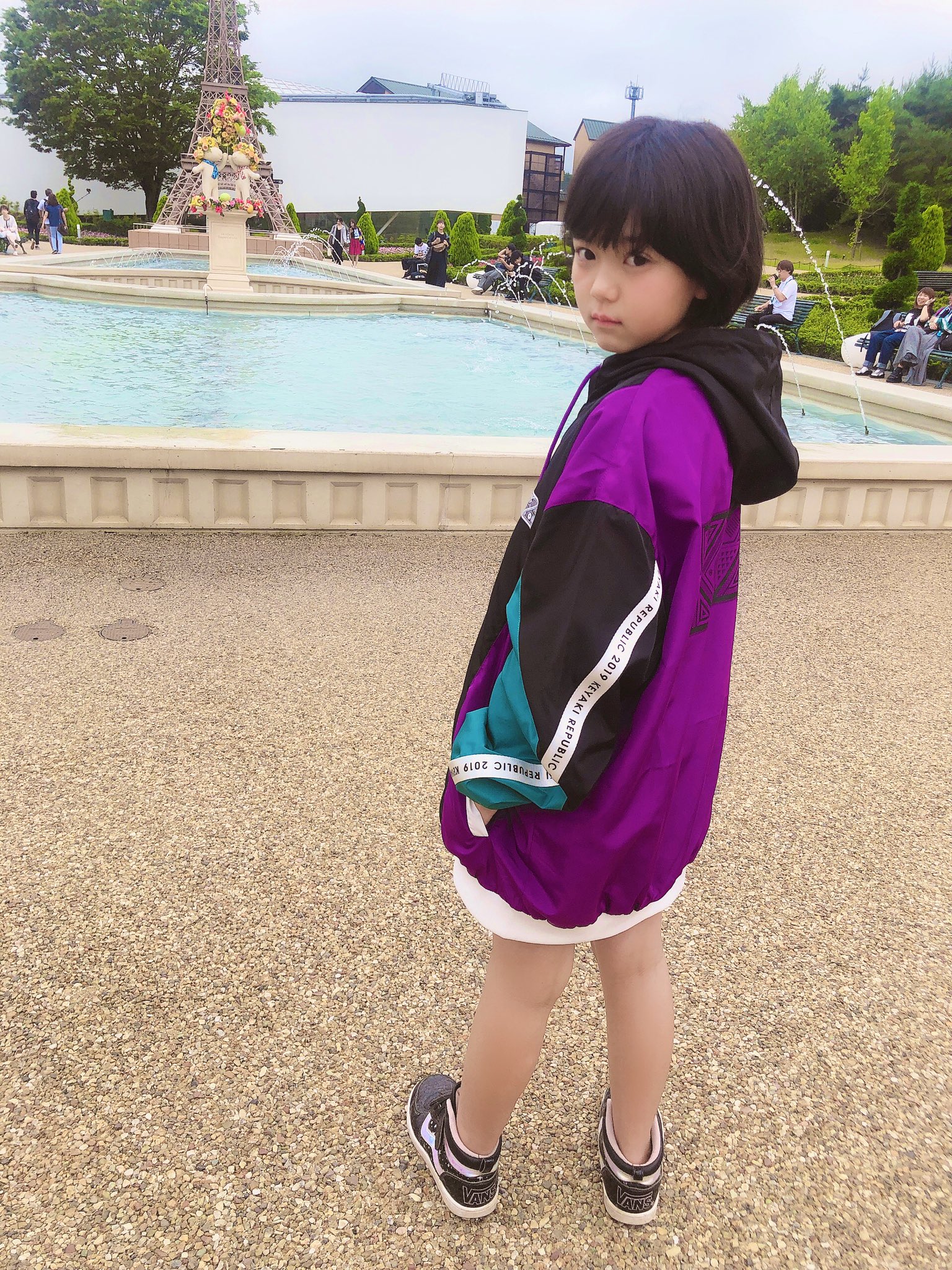 欅坂46 欅共和国ナイロンフーディー Lサイズ