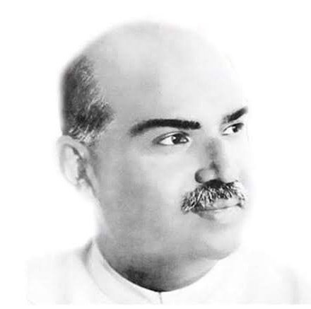 हमारे प्रेरक,गहन विचारक,शिक्षाविद डॉ. श्यामा प्रसाद मुखर्जी जिन्होंने अपने सिद्धांतों एवं देश सेवा के लिए सत्तामोह छोड़कर राष्ट्र पुनर्निर्माण के उद्देश्य से जनसंघ की स्थापना की। पूज्य डॉ. श्यामा प्रसाद जी मुखर्जी की जयंती पर सादर नमन।
#ShyamaPrasadMookherjee
