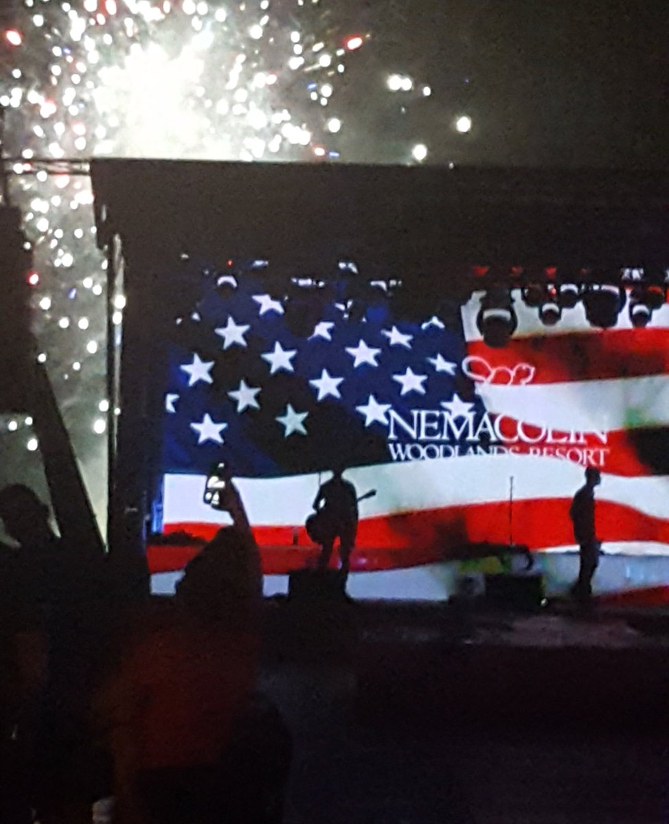 marian_mccann's tweet photo. Thank you @Nemacolin awesome show as always! Excellent choice on the band! @imFreddieNelson #killervoice https://t.co/Onjz4wL7t6