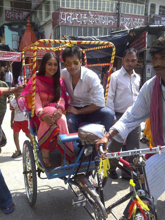 Sonalivrushan1's tweet image. "Safar Khoobsurat Hai Manjil Se Bhi"....... #kryan