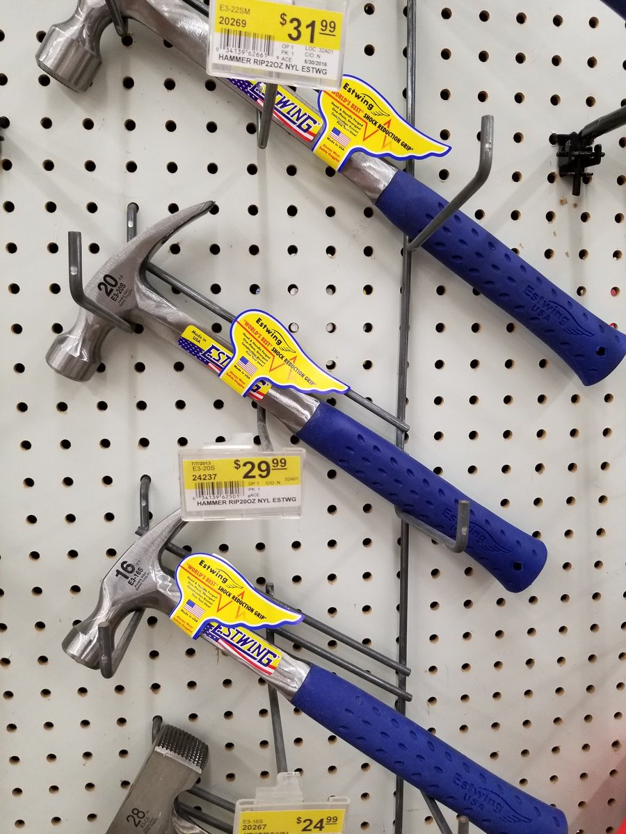 DennisGLynch1's tweet image. What kind of hammer does this man swing? My 20oz is probably 25 years old? Like I bought it yesterday. 
@EstwingTools 

#ManTools #WomanTools #TheProsKnow #HammerOfTheGod