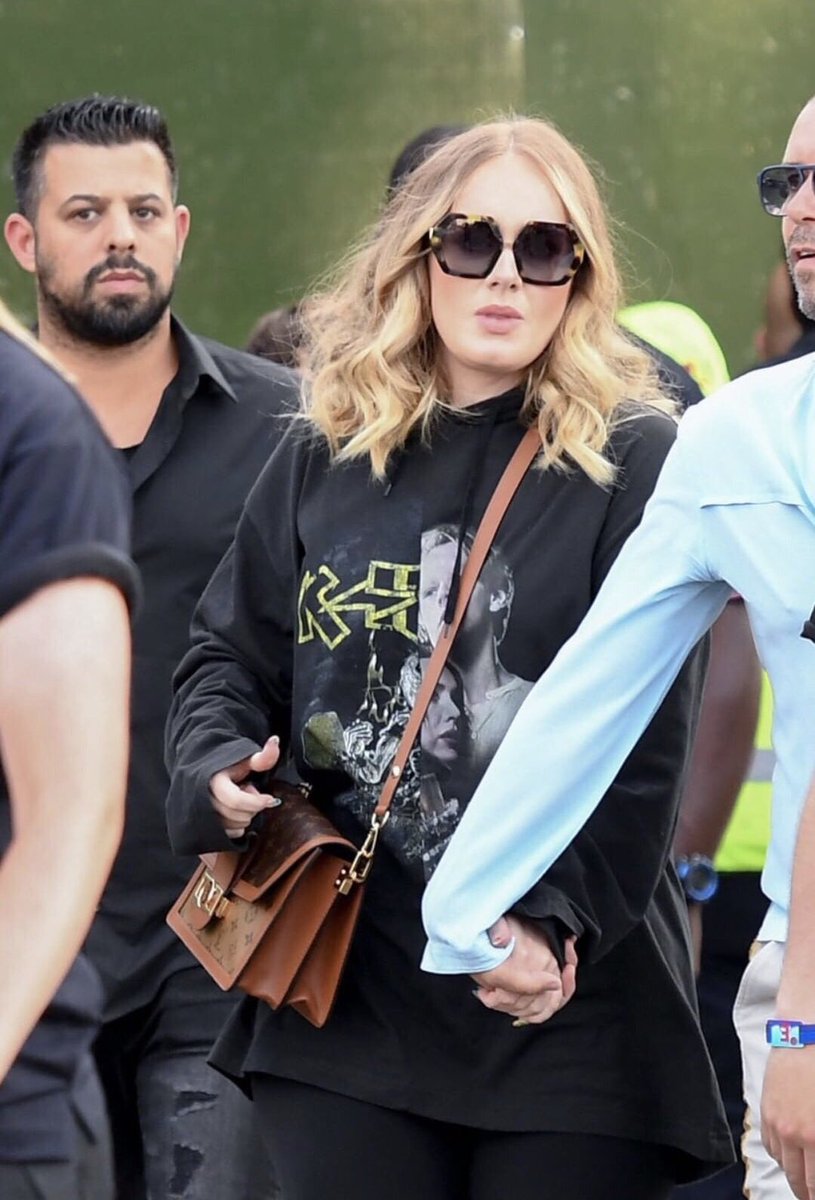 Adele_Times's tweet image. Adele at @celinedion’s headlining show for British Summer Time festival @ Hyde Park in London, UK!