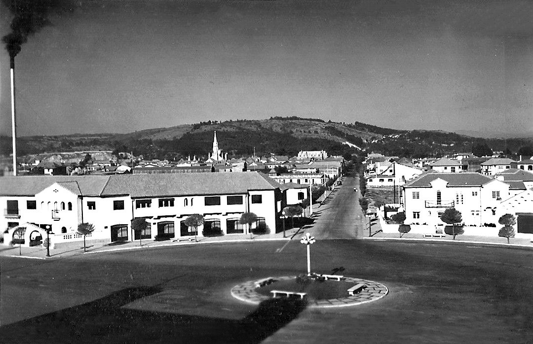 alb0black's tweet image. Vista de la ciudad de Viña del Mar, año 1940.
¿sector?
#Chile