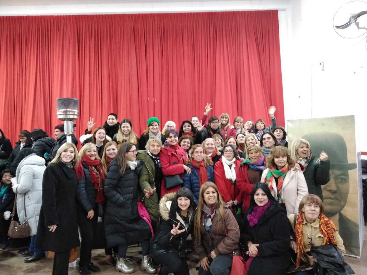 redmujerescaba's tweet photo. Ya estamos en el @enmr2019 Haciendo radicalismo, construyendo poder social! 🇦🇹🤝🇦🇹💪 #MujeresRadicales #MujeresFuertes https://t.co/X4N0grZwPu