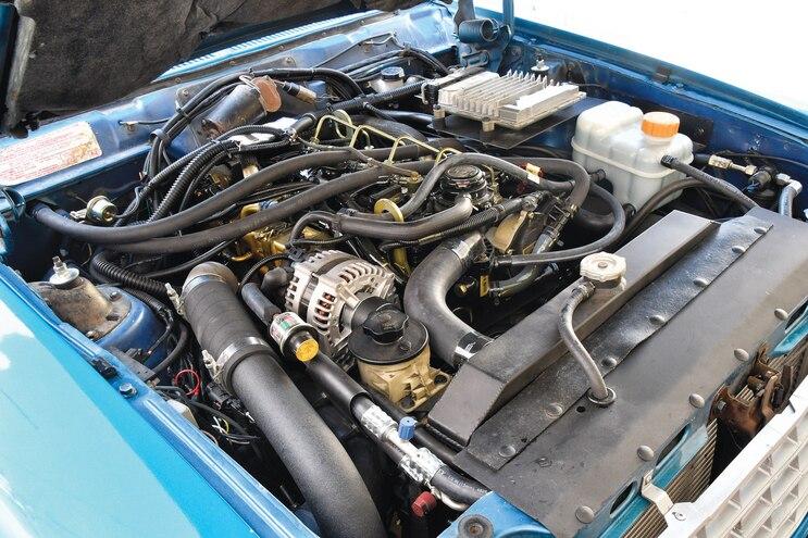 8LugMag's tweet photo. RT @dieselpowermag: In just six weeks, this vintage Gremlin was updated with a modern 2.8L Turbo Four from the Cummins Repower Program, then driven on a 2500 mile trip! https://t.co/iywYbqRAIy https://t.co/nwRBSpxeqH