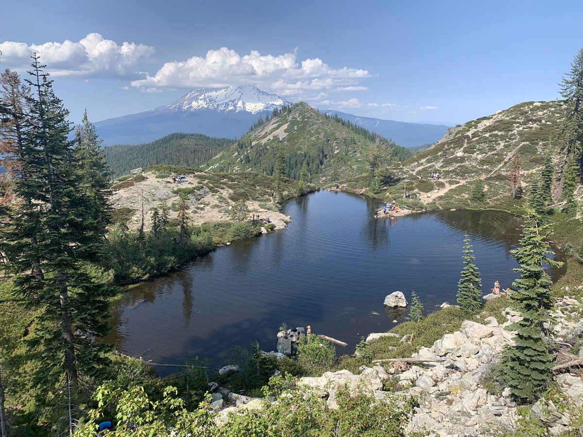 Heart lake in Mt Shasta for the win #vacation #nature #california