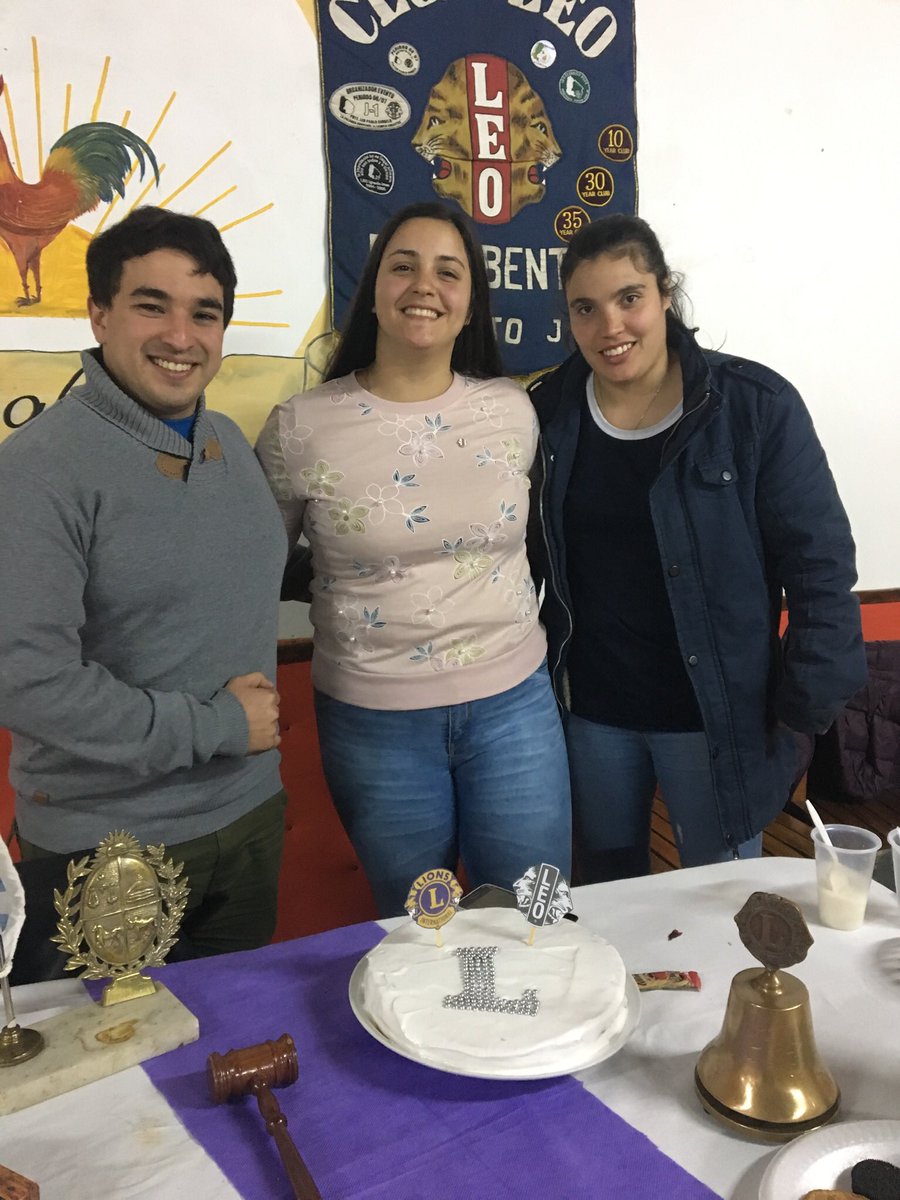 Clubleofb's tweet photo. Hoy también se unieron cuatro nuevos miembros a nuestro club, bienvenidos Federico, Luzmila, Micaela y Giuliana!❤️ https://t.co/NKfjAhHEtA
