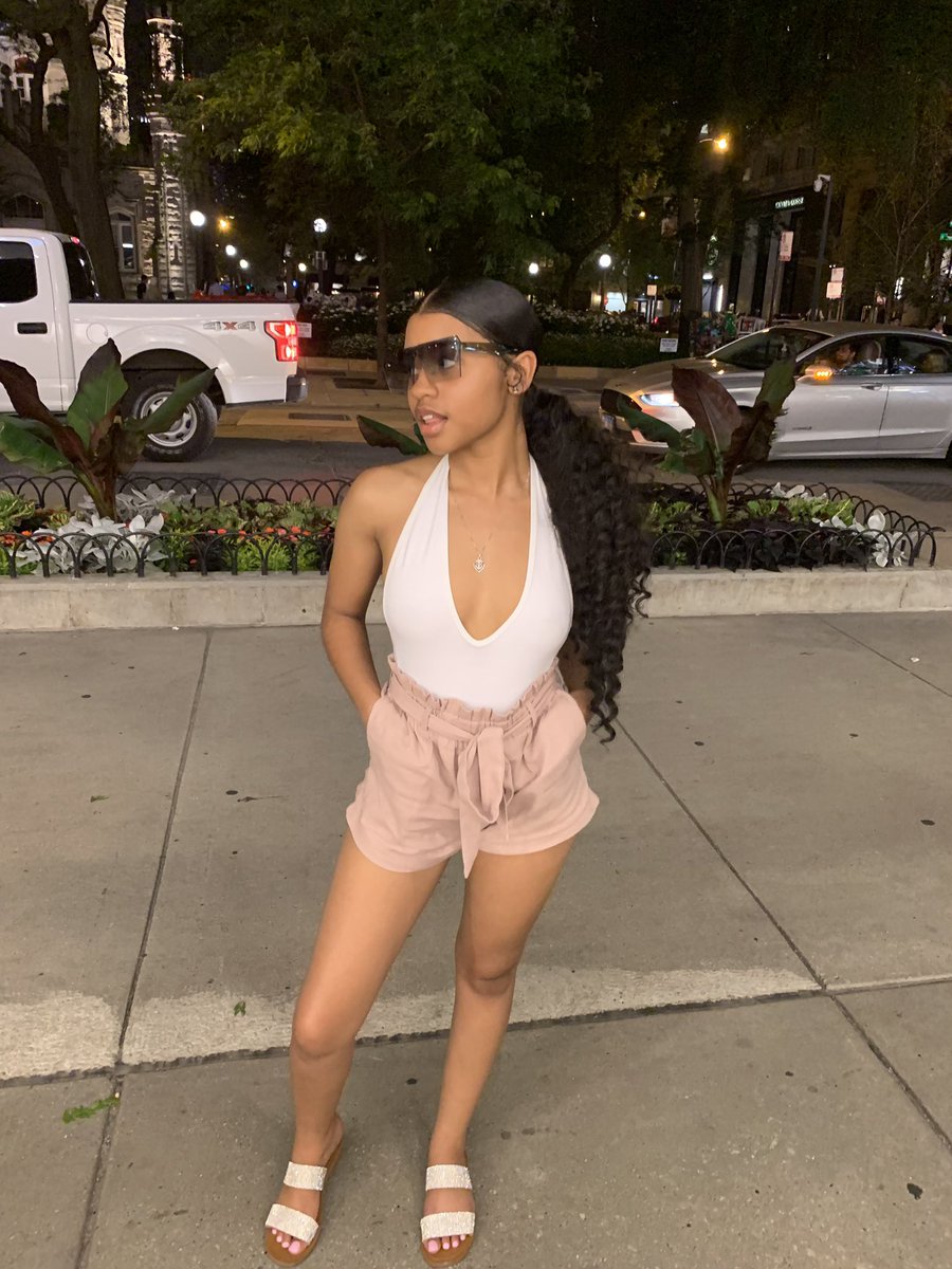 MariMarshae's tweet image. Always on extra.