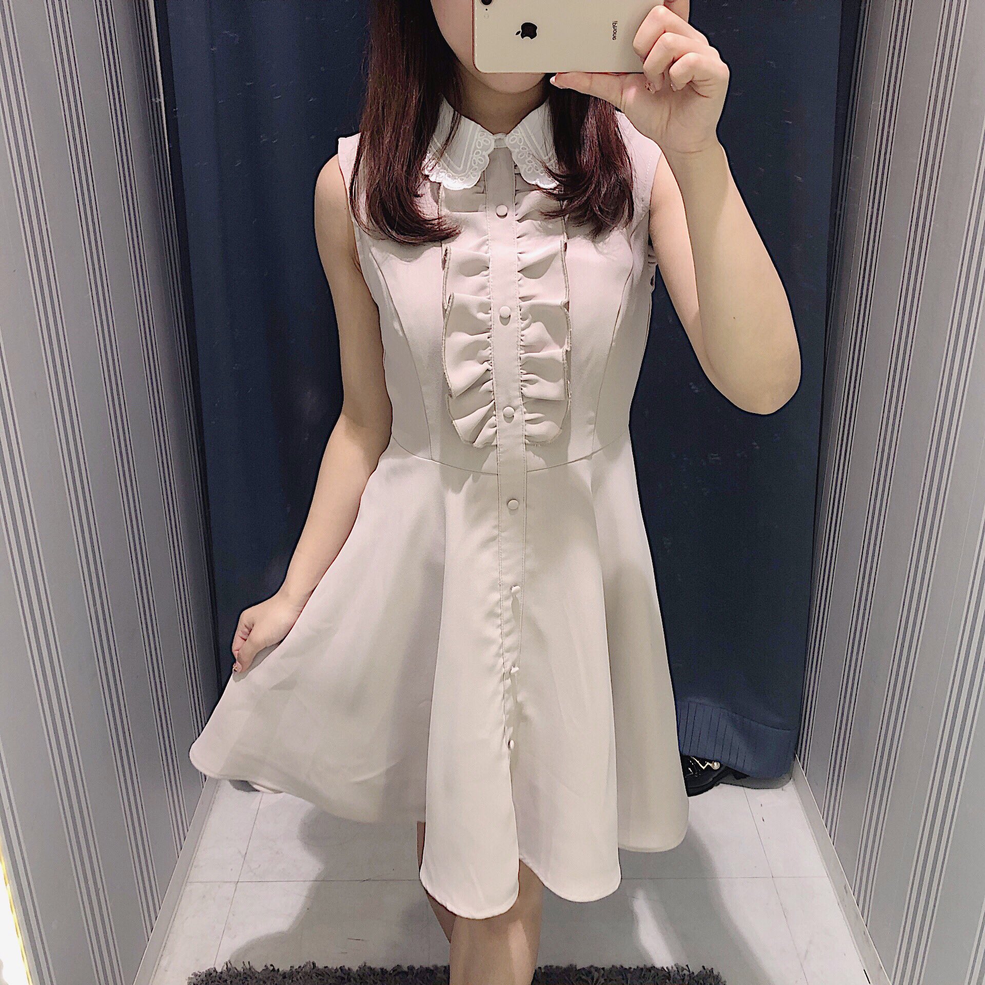 توییتر Anmille در توییتر ラフォーレ原宿 Girlyなワンピースのご紹介 胸元のフリルと 襟がとてもかわいいい ワンピース୨୧ 甘めなデザインですが 丈は短すぎないのもポイントです 全部で3色ございます Op 7 900 5 900 Tax T Co Nchsn5uwwc
