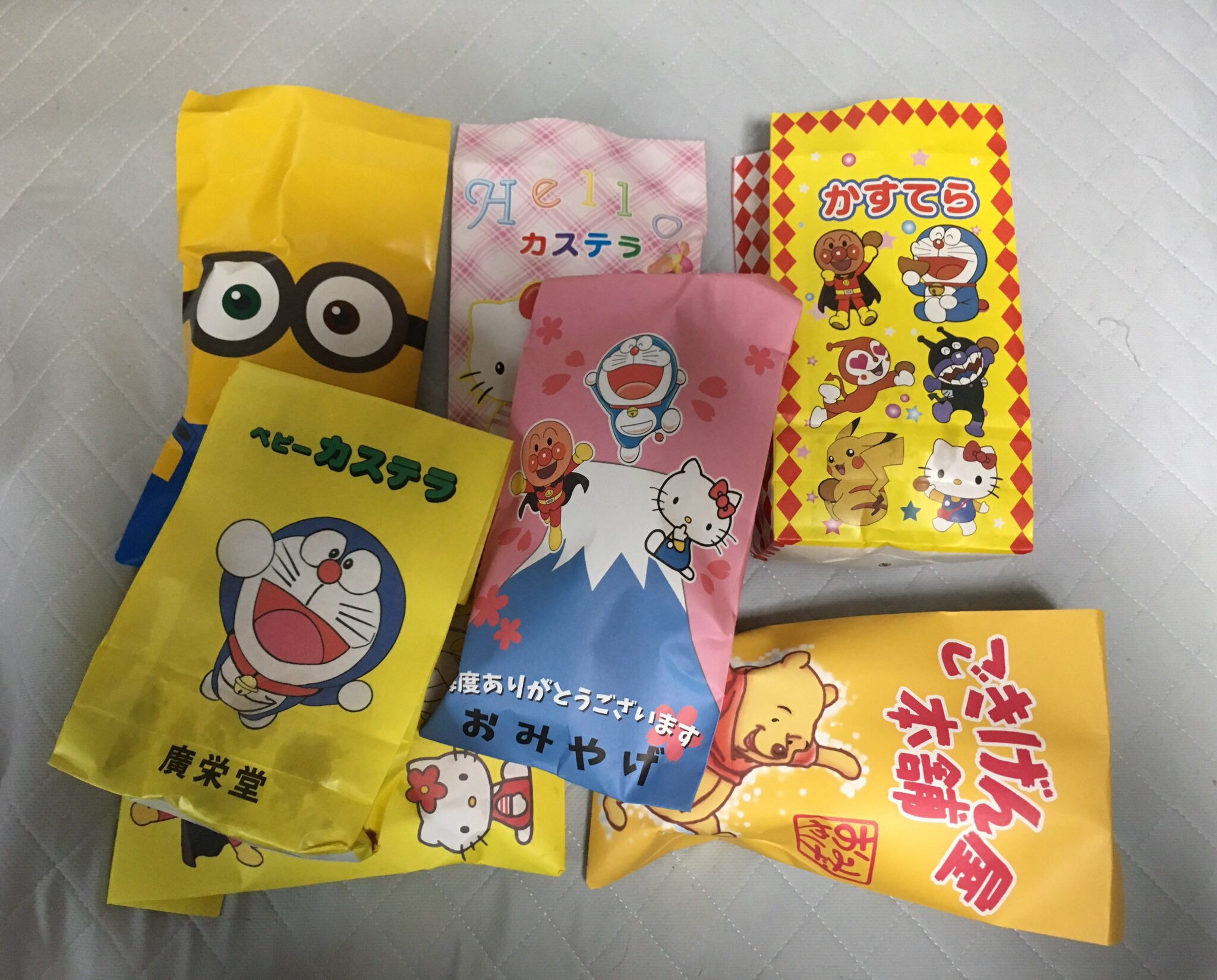 تويتر Hikari على تويتر 平塚七夕祭りでのベビーカステラのパ ク リ オリジナルキャラクターの袋 を集めてみた 知ってる キャラクターいます ベビーカステラ お祭り屋台 お祭り T Co Btrv0mnjbu