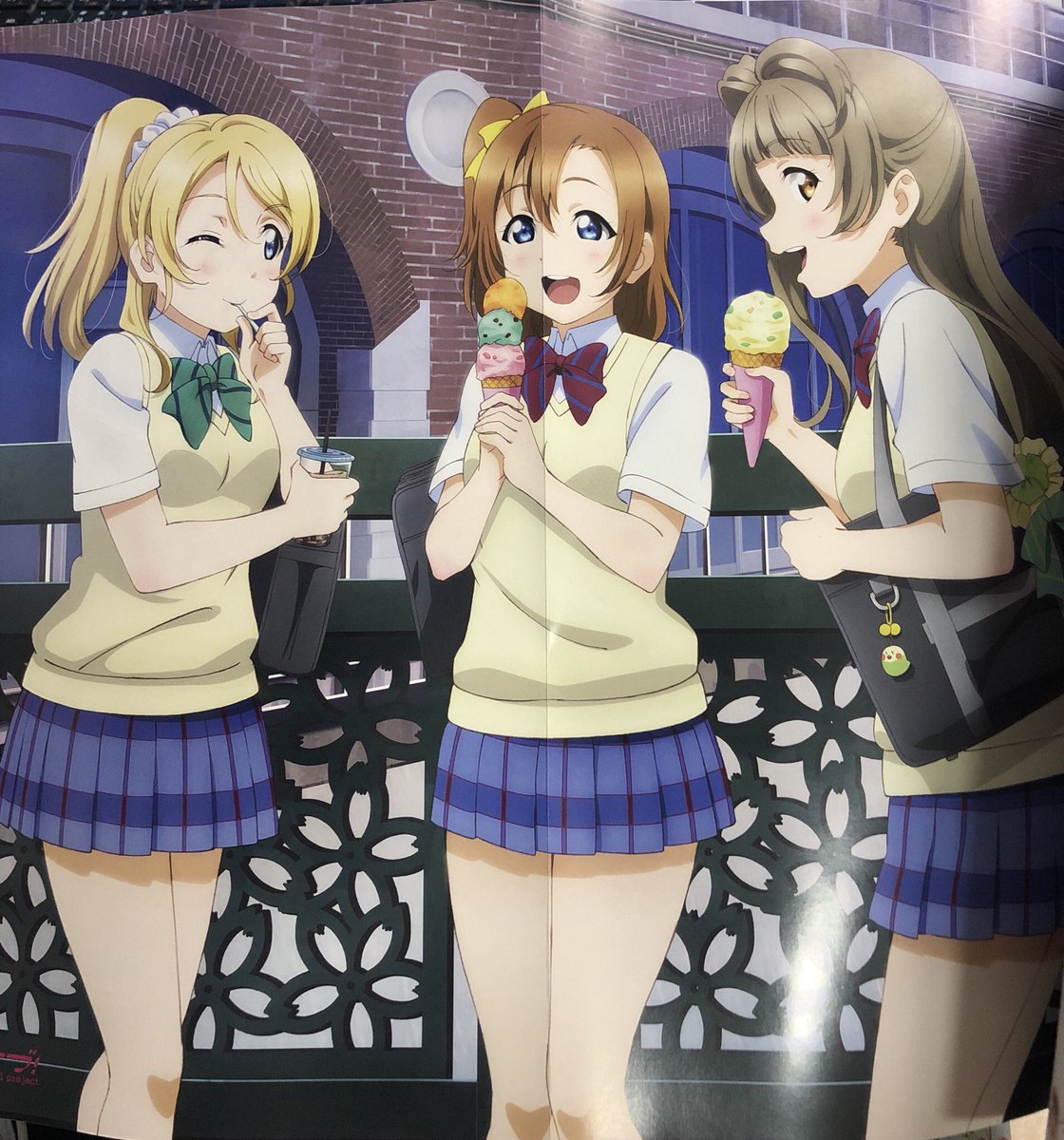 ট ইট র きっしー 大好き記念日 ようやくラブライブ総合マガジンを開けてパラパラ観てたらことほのえりが出てきてビックリしたぞ 絵里ちゃんが穂乃果ちゃんを観てて僕は幸せ ট ইট র きっしー 大好き記念日 ようやくラブライブ総合マガジンを開けてパラパラ観てたらことほのえりが出てきてビックリしたぞ 絵里ちゃんが穂乃果ちゃんを観てて僕は幸せ