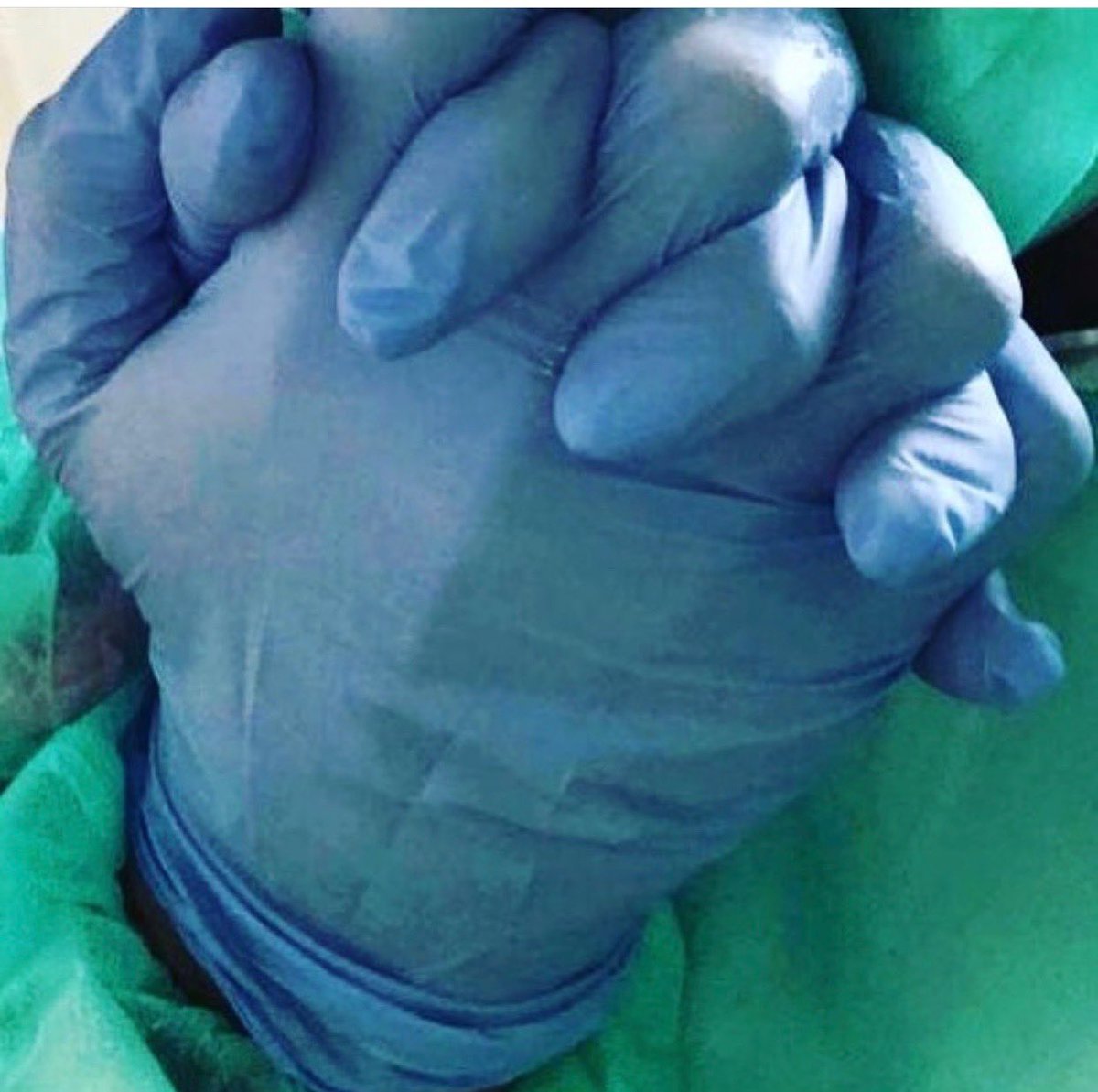 Laura Di Raimondo Secondlife 19mesi La Vita E Breve Rompi Le Regole Perdona Velocemente Ama Profondamente Ridi Incontrollabilmente E Non Rimpiangere Mai Cio Che Ti Ha Fatto Sorridere Incondizionatamente