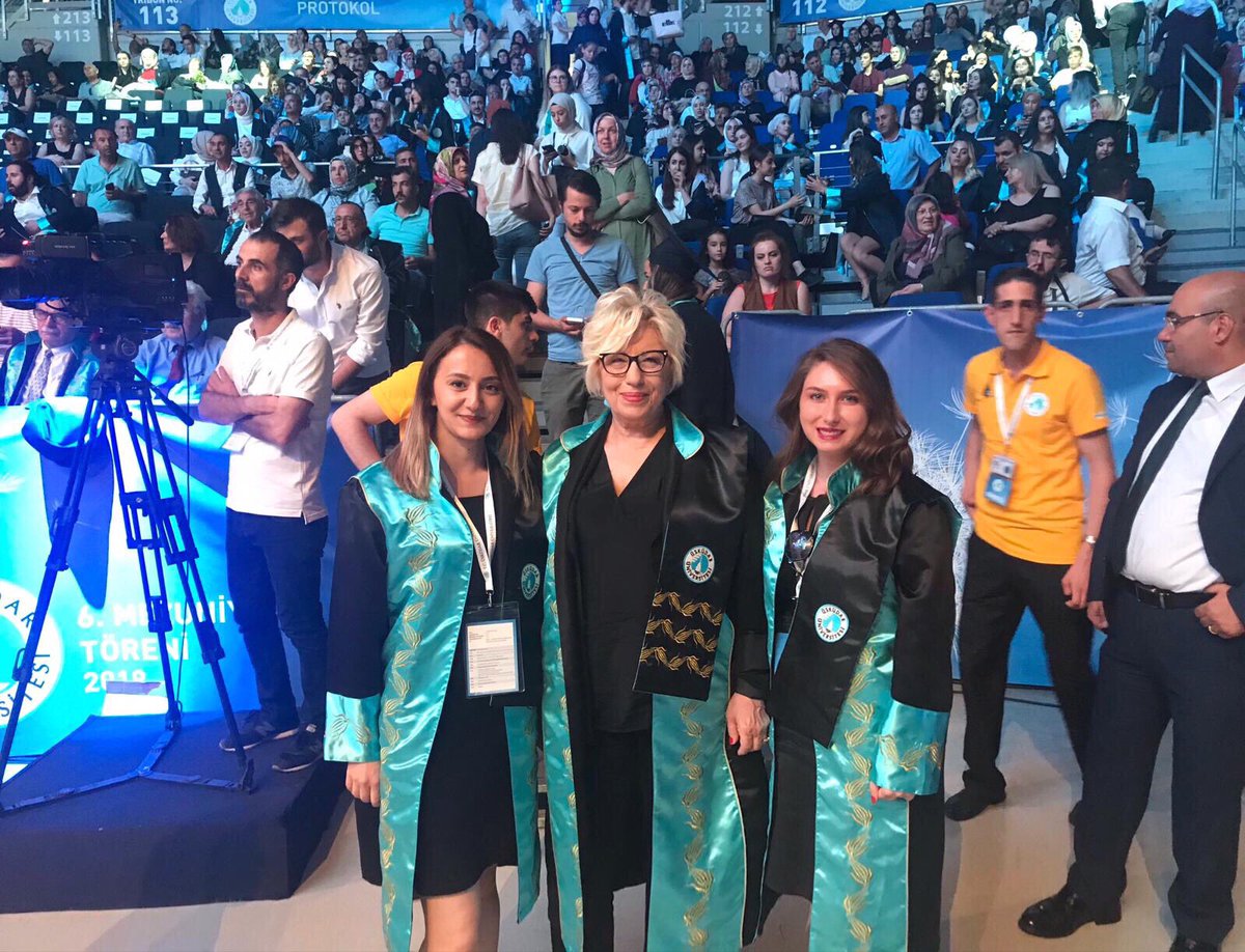 Otopsi Yardımcılığı Programı ilk mezunlarını verdi. Yolları açık olsun. <a href="/uskudaruni/">Üsküdar Üniversitesi</a> <a href="/UUForensic/">Forensic Science-Vidocq Istanbul</a>