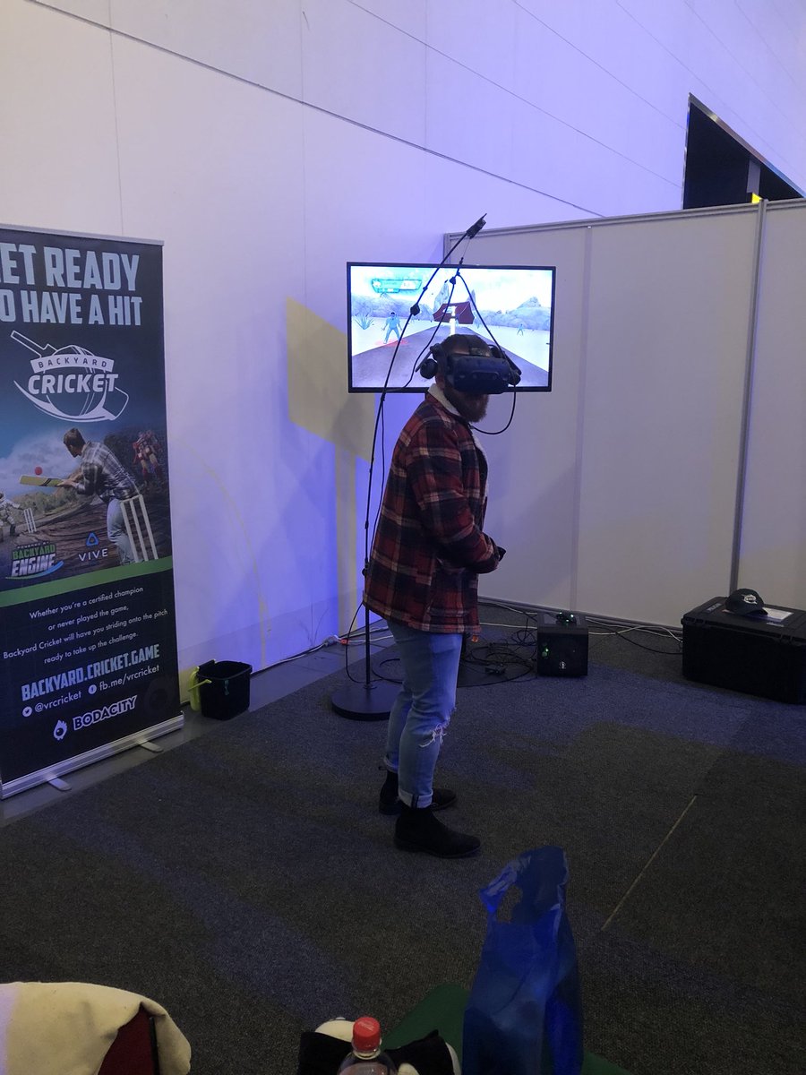 Backyard Cricket tweet media