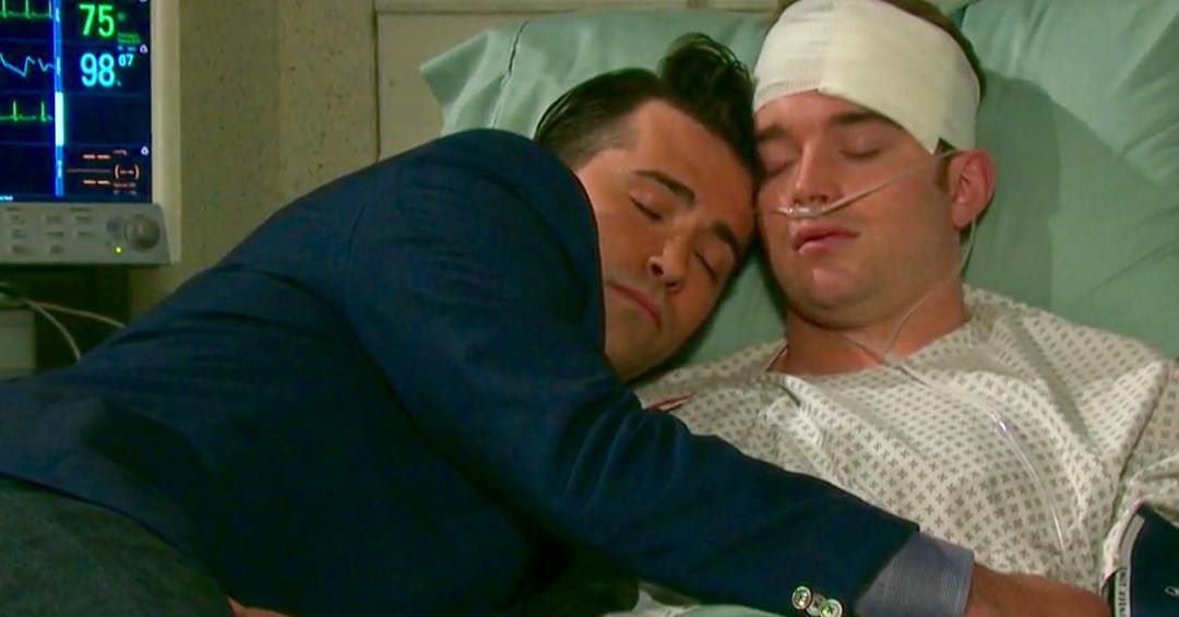 GinaKaus's tweet photo. #30DaysofDays
#Days
#Day13: Favorite stupid SL you cant help but love?
So I dont have one so heres just some pics of Wilson for Day 13 β€οΈ https://t.co/zDEwWxLYg3