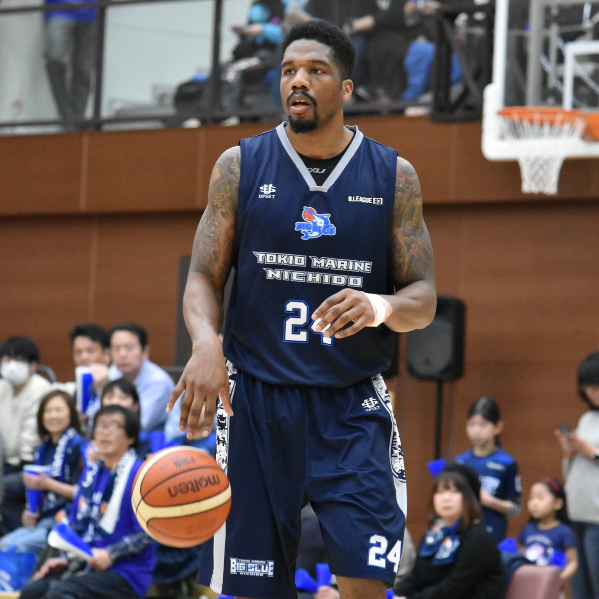 東京海上日動ビッグブルー 公式 Auf Twitter お知らせ 昨シーズンまで ビッグブルー で活躍していた ブライアン シンプソン 選手がチームに再合流することとなりました 背番号は 24 で 既にリーグに選手登録していますので本日の試合から出場可能です 東京海上日動ビッグブルー 公式 Auf Twitter お知らせ 昨シーズンまで ビッグブルー で活躍していた ブライアン シンプソン 選手がチームに再合流することとなりました 背番号は 24 で 既にリーグに選手登録していますので本日の試合から出場可能です