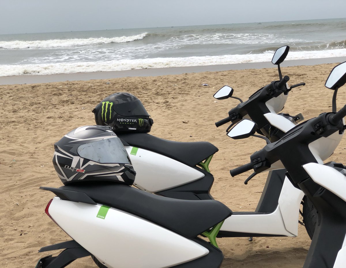 Amazing ride...🛵🛵🌊🌊 <a href="/atherenergy/">Ather Energy</a> #AtherInChennai