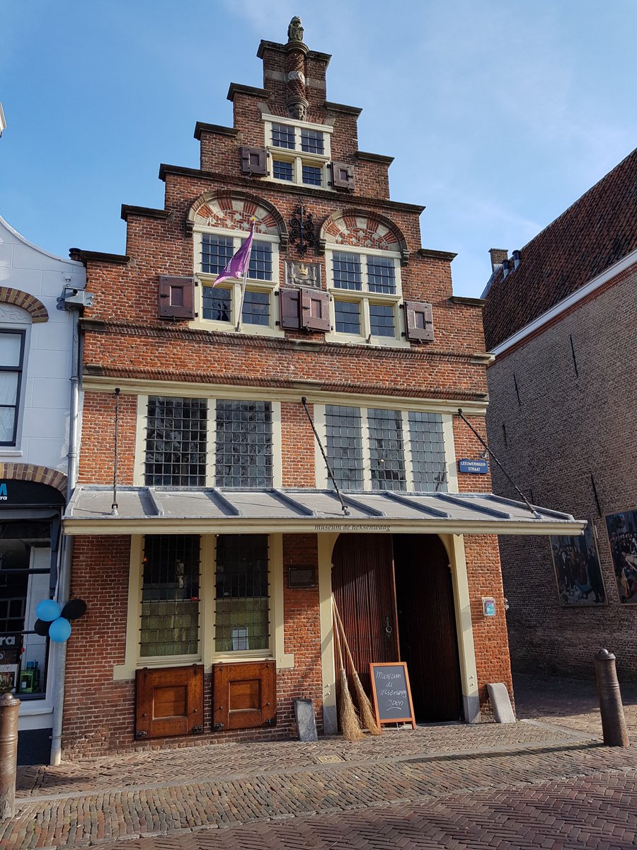 Come to the Heksenwaag in Oudewater and make sure you are not a witch. Step on the old scale from 1482 and leave the premisses with a certificate #oudewater #thingstodo #heksenwaag #witchhunt #oldscale #museum #tipoudewater