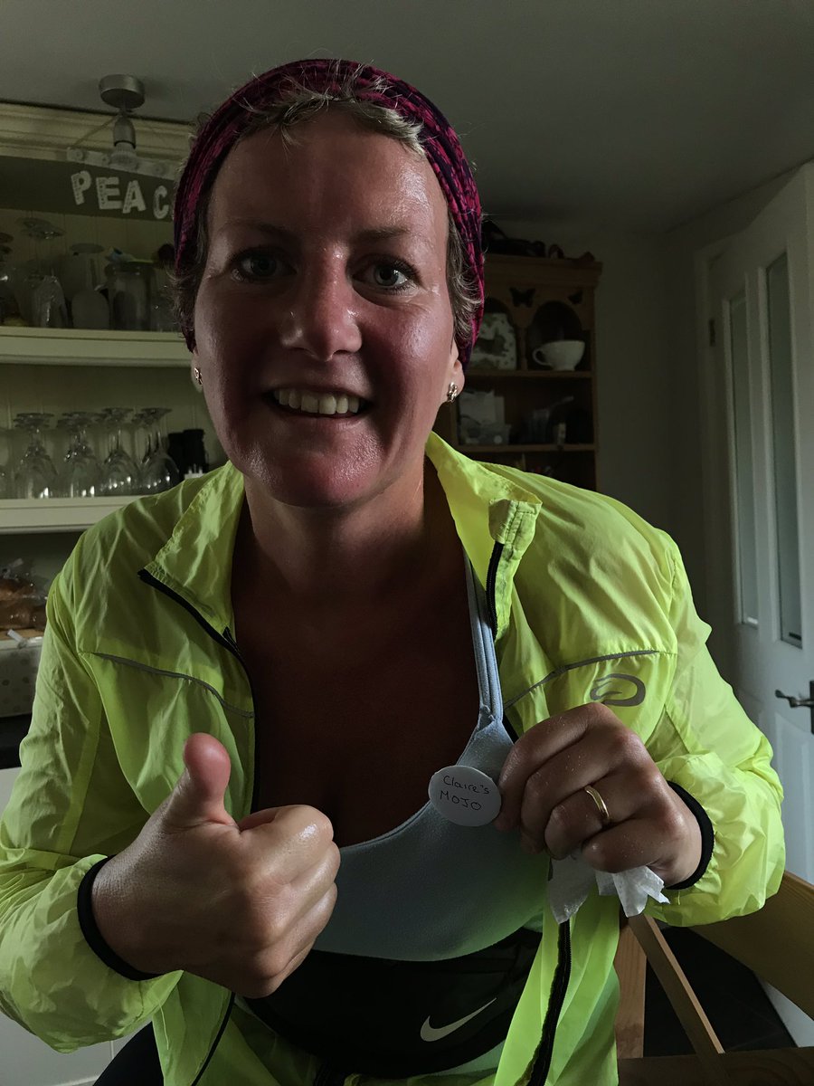 ClairefPreece's tweet image. For those that have me words of encouragement this week and a extra special thanks to @howard_dray I did it! #ismashedit! One for u 2 @ruthemanuel14 #beforeandafter got my mojo back! Psychology plays a huge part in what we can physically do. 10.2km 🤜🏻 now for a coffee and bacon!