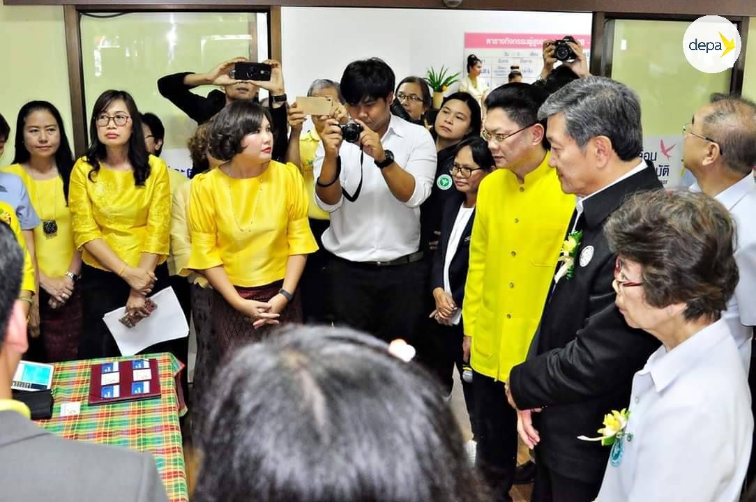 depathailand's tweet image. @depathailand พร้อมหน่วยร่วมพันธมิตร ต้อนรับรมว.สาธารณสุข หารือแนวทางดันขอนแก่นสู่ Smart City ด้านสุขภาพและการแพทย์

#depa #smartcity #smartlivinglab #healthcare #smarthealth #KhonKaen #Thailand