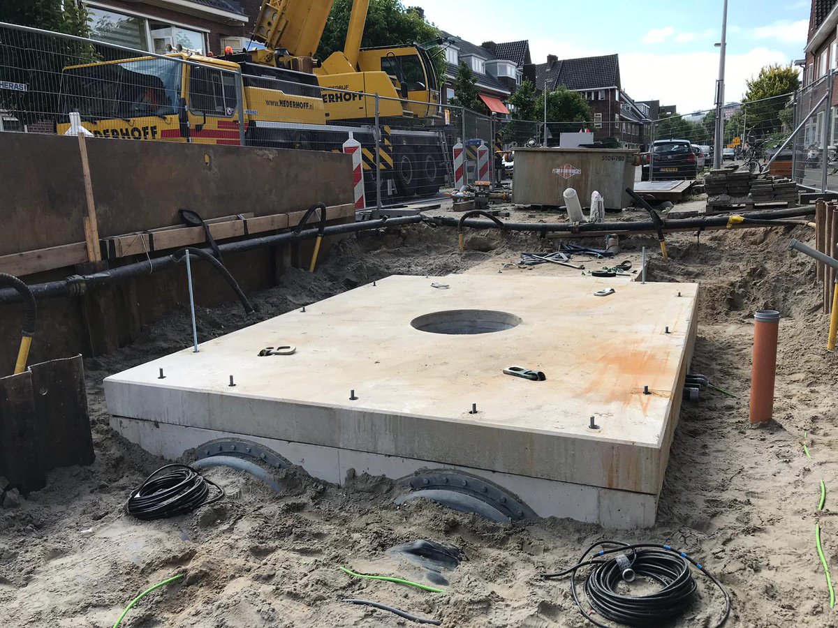 MBSinfra's tweet photo. Speciale prefab betonput van MBS #infra #prefab #beton https://t.co/o6aUk2s90F