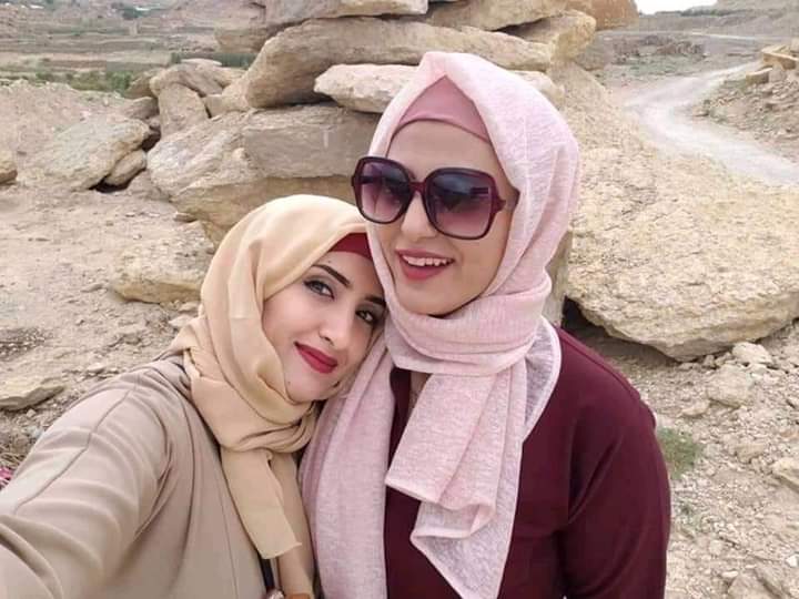 كم زوجه تكفي الرجل حتى يغض بصره عن باقي النساء 😒 !!

اريد اجابة مقنعه🤔