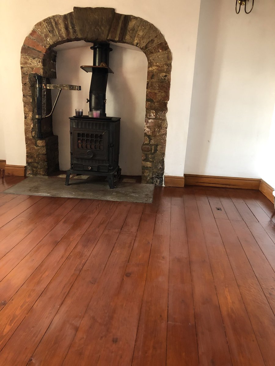 TJA_evonet's tweet photo. Today I am mostly staining and varnishing #cottershouse https://t.co/HFqzSgUsGD
