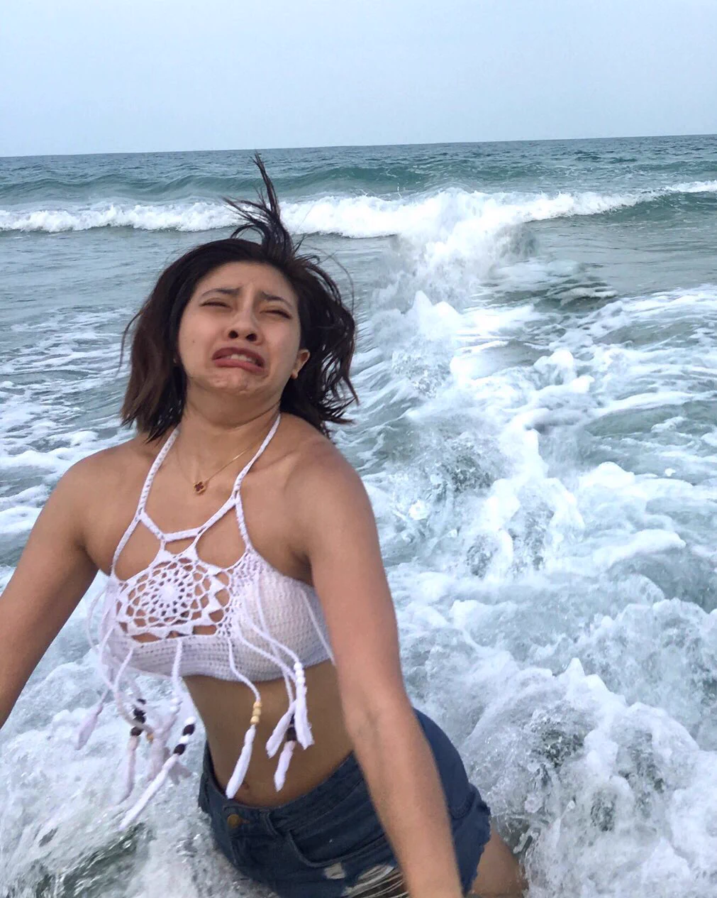 カッコよく決めるはずが？波に打たれた時の理想と現実の違いwww